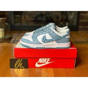 Sz 8.5 W Nike Dunk Low "Blue Paisley"